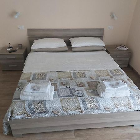 נומאנה B&B Un Posto Al Sole מראה חיצוני תמונה